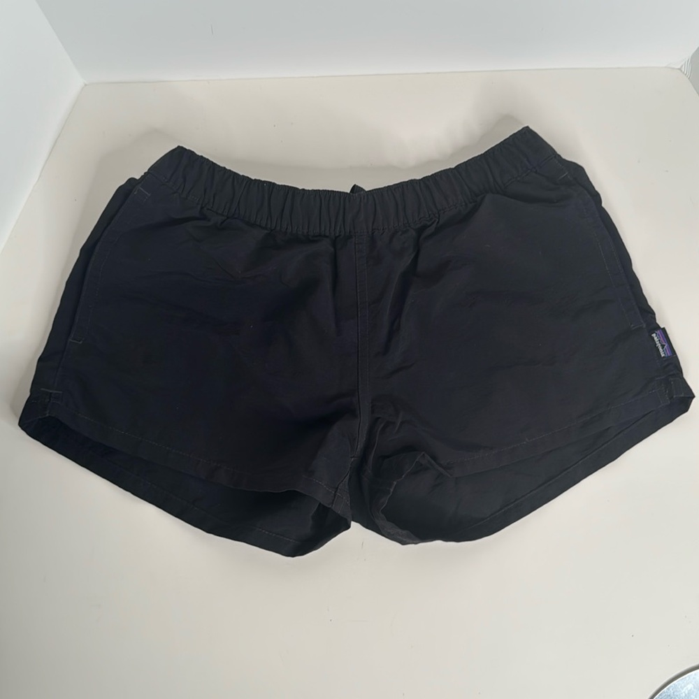 Black Women's Patagonia shorts size small